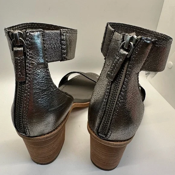 Frye Brielle Metallic Zip-Cuff High-Heel Sandals US size 9.5 excellent condition - Picture 4 of 16